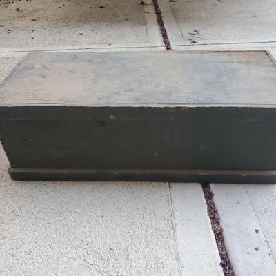 #7024 â€¢ Wooden Tool Box
