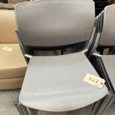 #2516 â€¢ 9 Grey Plastic/Metal Chairs
