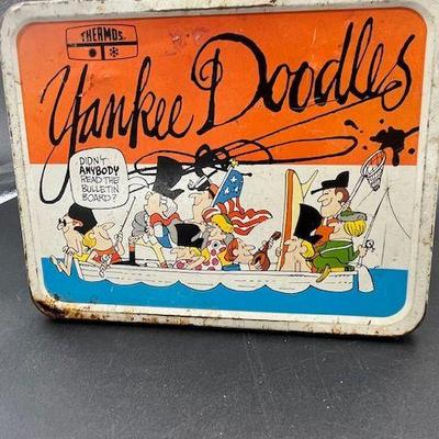 Thermos 1975 Yankee Doodles Lunchbox