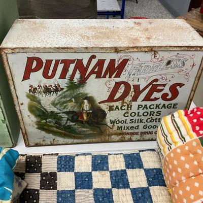 Putnam Dyes 