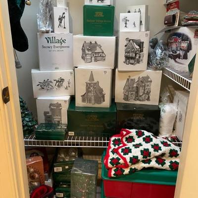 Dept 56 Dickens village