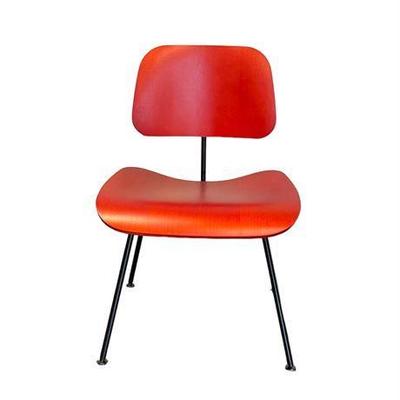 Lot 011   0 Bid(s)
Eames Molded Plywood Dining Room Chairs in Red with Metal Base