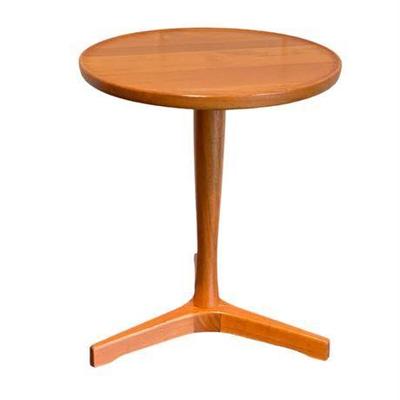 Lot 010   0 Bid(s)
Danish Mid Century Modern Teak Side Table, made by Artex