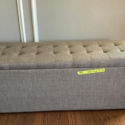 Tufted bench with seat storage 47Wx17 1/2x19 