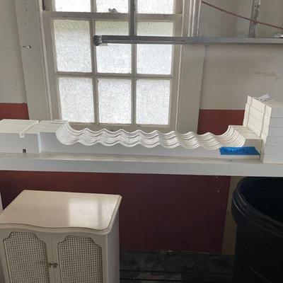 Wine Rack in White 