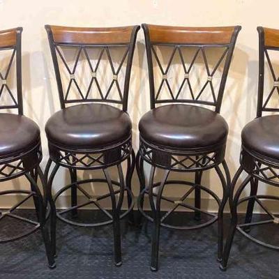 4 nice Bar Stools Chairs Furniture 