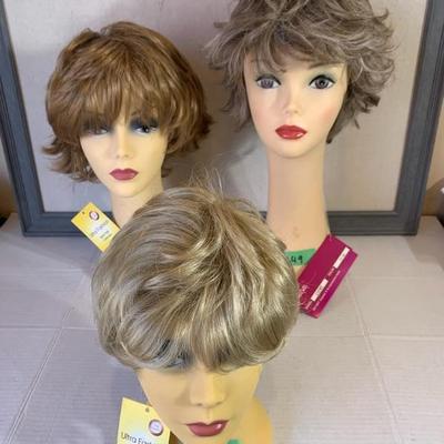 Wigs and hair pieces salon