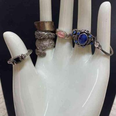 Assorted fashion rings
