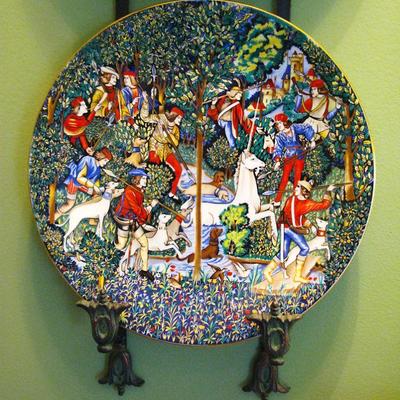 Haviland Limoges Collector Plate France French La Dame a la Licorne Parlon dogs / Hunt of the Unicorn /Unicorn 10 in plates with Holder