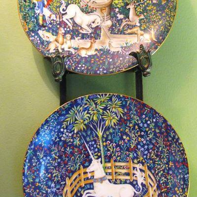 Robert Haviland and C. Parlon, Transfer Print on Porcelain Hunt of the Unicorn Tapestry / Plates Set with Holder