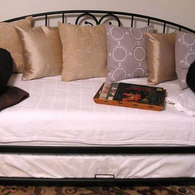 Daybed and Trundle, Bronze Metal