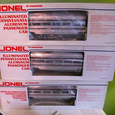 Lionel Burlington Aluminum 6 Car Passenger Cars / Baggage Car