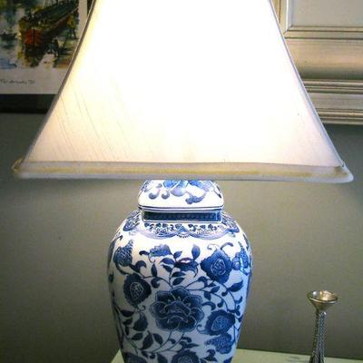 Vintage Blue & White Porcelain Ginger Jar Lamp