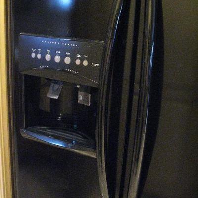 Kenmore Black Side by Side Refrigerator Freezer