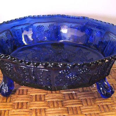 Beautiful Cobalt Blue Butterfly and Berry Claw and Ball Fenton Bowl