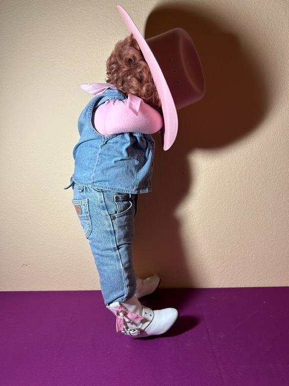 Bertha and the Babes Present Capodimonte, Villeroy & Bach, Antiques