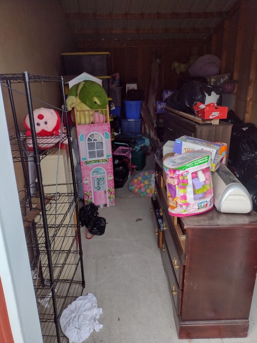 Hendersonville Storage Unit Online Only Auction