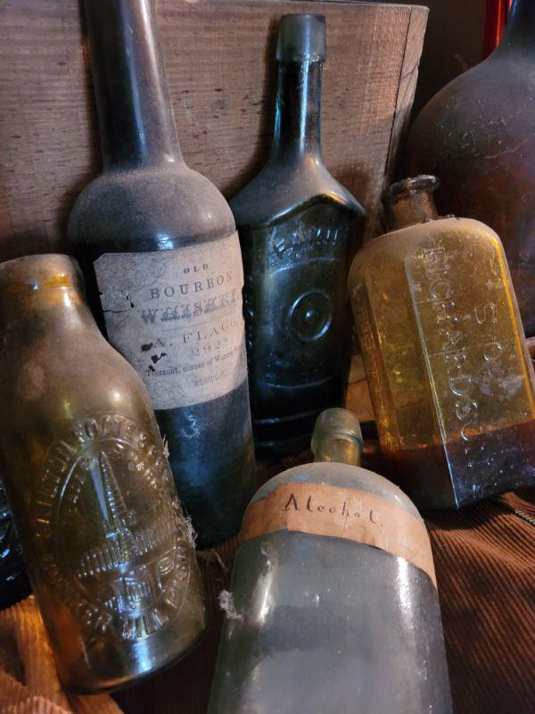 ANTIQUE DEALERS & COLLECTORS PICKERS DREAM ABINGTON ESTATE SALE MAR 2ND