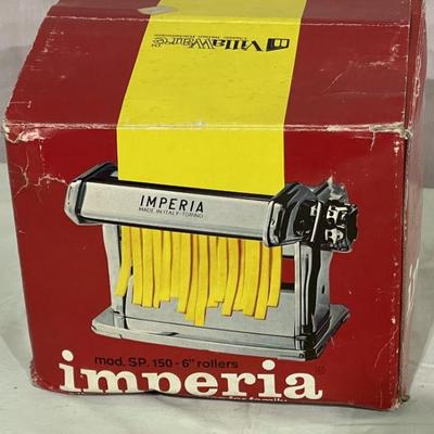 Imperia pasta maker
