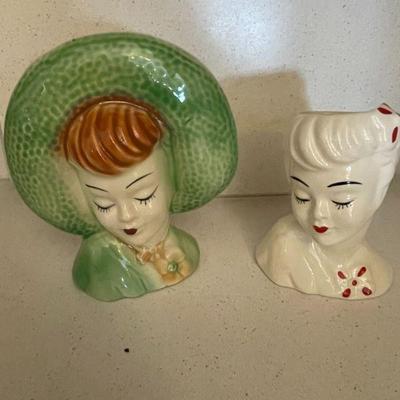 Ladies head wall pockets