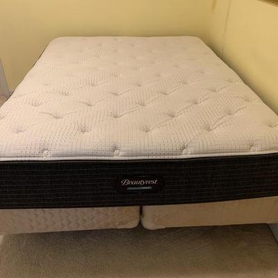 Very clean queen size mattress and split box spring. Really convenient for 2nd floor bedroom