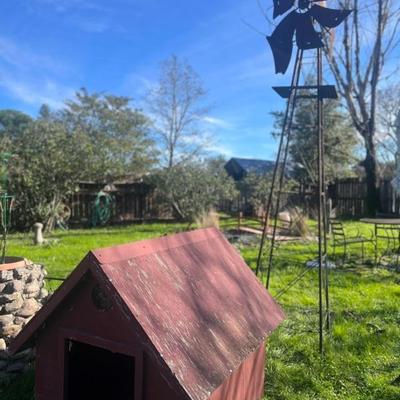 Dog house still available 