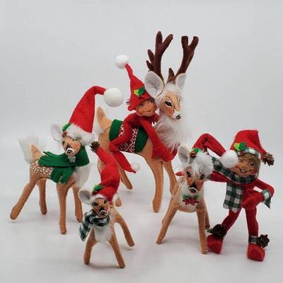 Lot 101-AL: Annalee Reindeer, Fawns, and Elves

Includes: 
â€¢	2011 5â€ Fawn w/ Green Polka Dot Collar and Red Snowflake (n/a).
â€¢	2016...