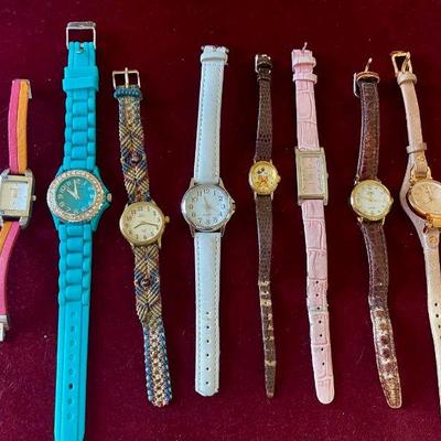 Lot 064-J: Watch Collection

Features: Collection of ladies wristwatches. Please refer to photos for details.
