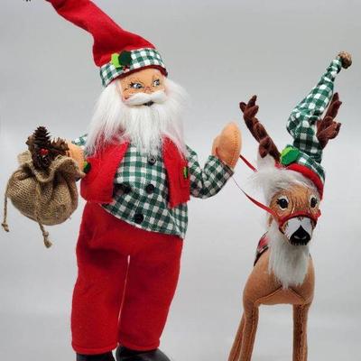 Lot 107-AL: Annalee Northwoods Christmas Santa and Deer

Includes: 
â€¢	2018 15â€ Northwoods Christmas Santa (410918). Retired design....