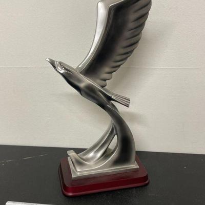 Eagle Sculpture