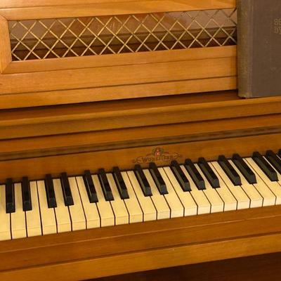 Wurlitzer Piano