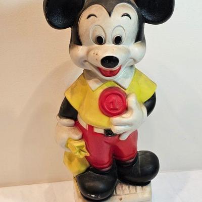 https://www.auctionninja.com/stress-free-estate-services-llc/sales/details/timeless-antique-toys-sport-memorabilia-and-collectibles-aucti...