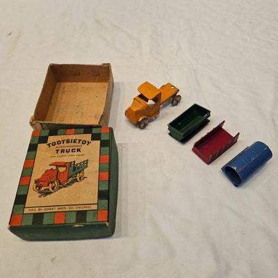 https://www.auctionninja.com/stress-free-estate-services-llc/sales/details/timeless-antique-toys-sport-memorabilia-and-collectibles-aucti...