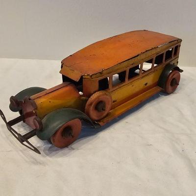 https://www.auctionninja.com/stress-free-estate-services-llc/sales/details/timeless-antique-toys-sport-memorabilia-and-collectibles-aucti...