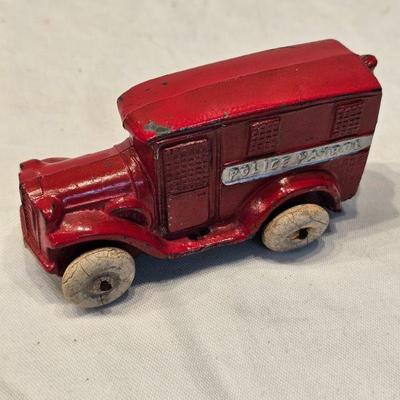 https://www.auctionninja.com/stress-free-estate-services-llc/sales/details/timeless-antique-toys-sport-memorabilia-and-collectibles-aucti...