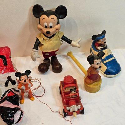 https://www.auctionninja.com/stress-free-estate-services-llc/sales/details/timeless-antique-toys-sport-memorabilia-and-collectibles-aucti...