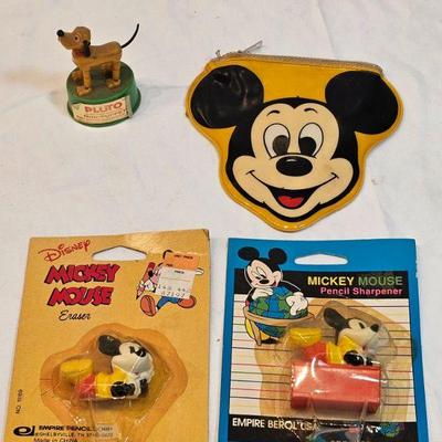 https://www.auctionninja.com/stress-free-estate-services-llc/sales/details/timeless-antique-toys-sport-memorabilia-and-collectibles-aucti...