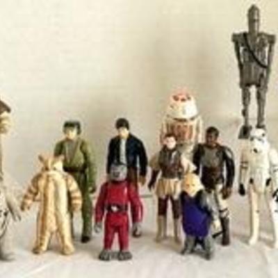 Variety of Vintage Star Wars Figurines 

1970's and 1980's