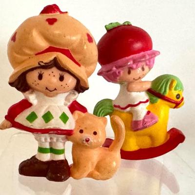 Vintage Strawberry Shortcake Miniature Collectibles 