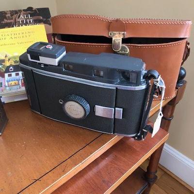 150 polaroid land camera vintage