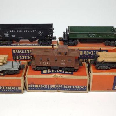 5 Lionel 1940s Train Cars w/ Box (Postwar era)