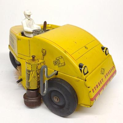 Nylint Wind-up Tin Street Sweeper Toy