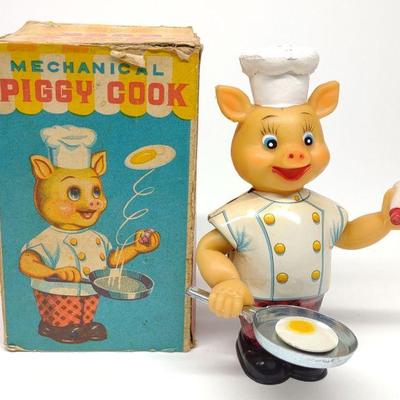 Japan Wind-up Piggy Cook Toy w/ Box (yonezawa)