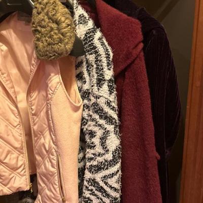 Ladies Coat Closet- Small