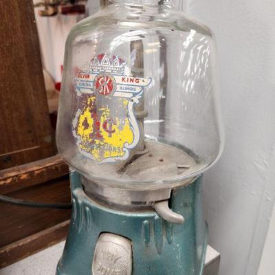 SILVER KING Gum Ball Dispenser