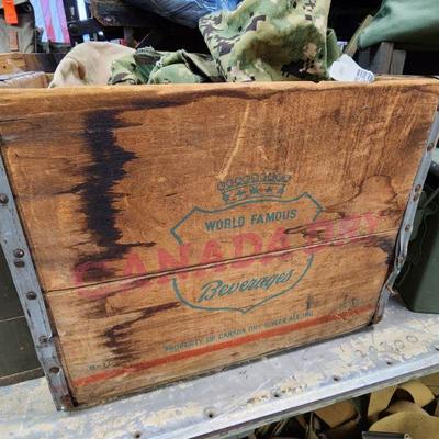 Canada Dry Beverage Vintage Wood Metal Trim Box