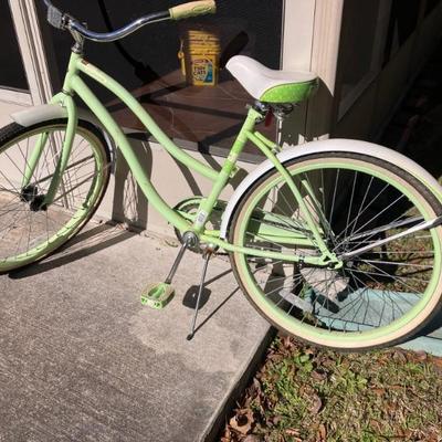 Huffy 26â€ Bike needs new tires.