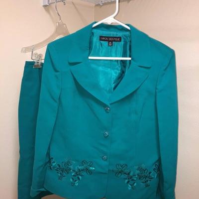 Nikon Boutique Teal Size 10 Dressy Skirt Suit like new condition 