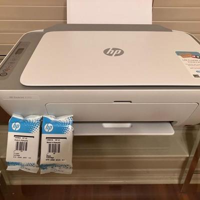 Hp Color Printer/Copier/Scanner w/2 new cartridges