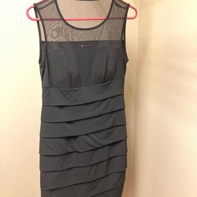 Little Black Dress by Valerie Bertinelli size 6